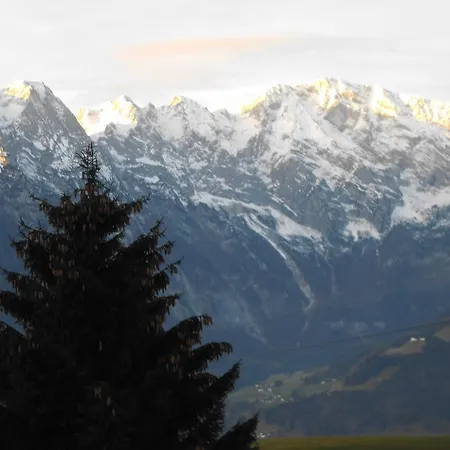 Goellblick Apartment